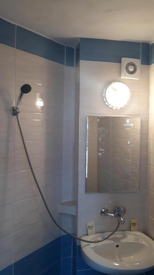 Iglika Hotel Yambol Eksteriør billede