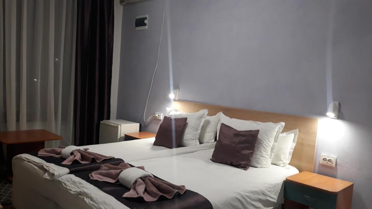 Iglika Hotel Yambol Eksteriør billede
